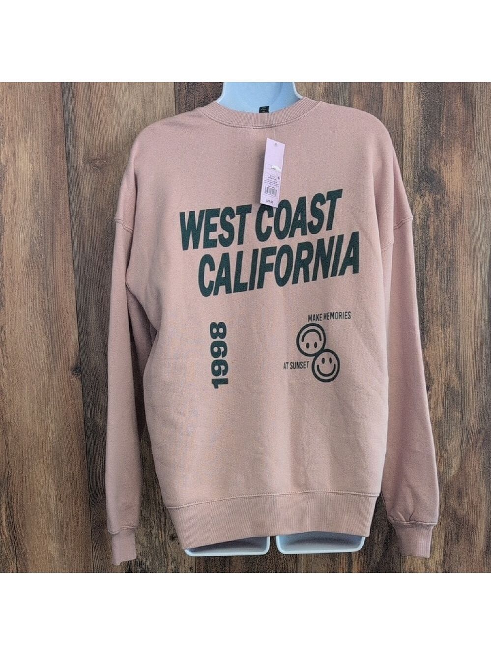 NWT Wild Fable Women's Pink Graphic Oversized Sweatshirt XXS      717A - Picture 4 of 6